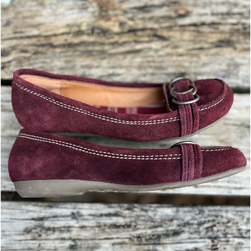 Mossimo Supply Co. Women’s Burgundy Suede Leather Slip-On Loafer Size 7.5M